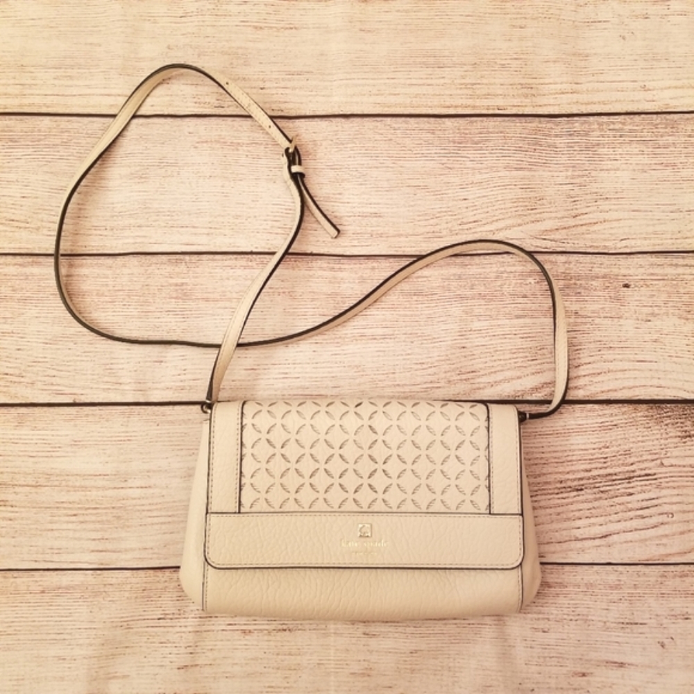 PRISTINE Kate Spade Cream Purse